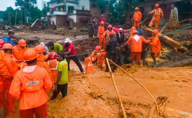 e93vkkdo_wayanad-landslide-pti_625x300_30_July_24-FOUzVhw19M.webp
